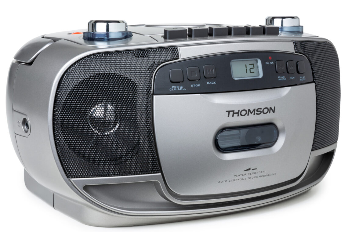 Lecteur CD/Radio/K7 portable – RK203CD THOMSON, Bigben - Le Design Sonore  pour tous, Audio, Thomson, Bigben Party, Bigben kids, Lumin'US, Colorlight