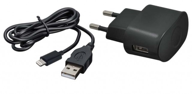 Home Charger 2.4 A for Apple products (black) - Packshot